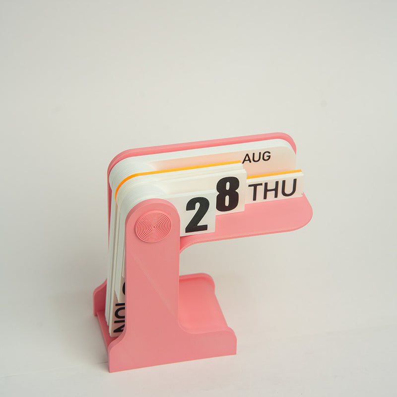 LayerStory FlipDate Retro Perpetual Desk Calendar in Pink – minimalist desk accessory